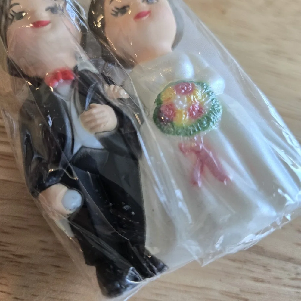 1994 Wilton Wedding Couple‎ Topper Cake Bride Groom 1990s Party Figurine Wife